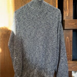 Women’s American eagle blue speckled Sweater